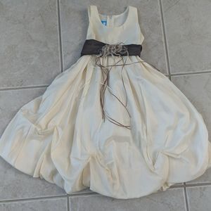 Girls 2t princess Belle dress, light yellow,